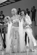 Cher And Sonny Bono 5x7 Glossy Photo - £6.28 GBP