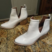 Jeffrey Campbell Cromwell Ankle Boots Women 6 White Leather Pointed Toe ... - $84.15