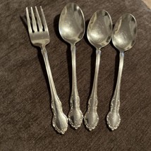 Oneida Cube Stainless Tennyson 3 Oval soup Spoons and 1 Salad Fork - $28.71