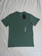 Levi&#39;s Standard Fit Pocket Tee SMALL green - $14.00