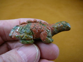 (Y-LIZ-CH-553) little Green orange CHAMELEON LIZARD gemstone gem carving... - $14.01