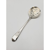 Sheffield England Silverplate Pierced Tomato Server/Slotted Spoon 8 3/8&quot;... - $366.58 MXN