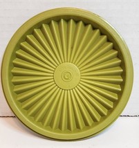 Tupperware Lid Replacement #812-26 5&quot; Diameter green Color Servalier Vintage - £3.69 GBP