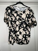COMO BLU Blouse Floral Women’s Size XL - $13.99