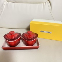 Le Creuset Petite Ramekin D&#39;Amour Set of 2 Heart shaped Cocotte red with Tray - £20.20 GBP