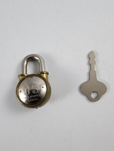 Vintage Lock &amp; Keys Walsco 95 Milford Conn Small 1-3/8&quot; Tall - £19.73 GBP