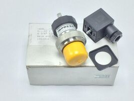 Impress 430-D001-1-1-3-1-100-5-000 Pressure Transmitter 0-10V  - $124.00