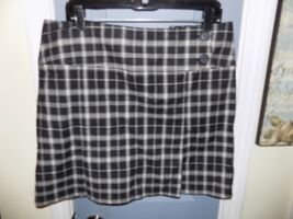 New York &amp; Company Front Pleated Skirt Plaid Black/White Size 14 Women's... - $25.20