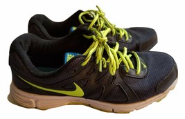 Nike Revolution 2 Women&#39;s Athletic Shoes Neon Green Black Size 8.5 - £15.73 GBP