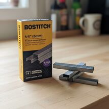 Standard Staples, 1/4-Inch Leg Length, Full Strip, 5000-Count, Steel - $122.34 MXN