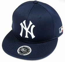 New York Yankees MLB OC Sports Q3 Navy Blue Flat Hat Cap Adult Men&#39;s Adj... - £14.94 GBP