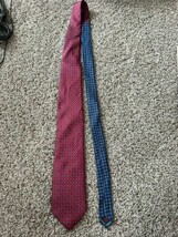 Tommy Hilfiger Men&#39;s 100% Silk Tie Red and Blue Necktie Made in USA pointed - $12.19