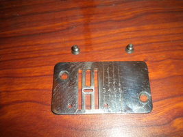 Viking Husqvarna 6020 Zig Zag Needle Plate #4111555 w/Two Mounting Screws - £11.86 GBP