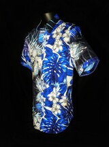 Robert Graham Moyie Spring Short Sleeve Shirt Size Medium New with Tags image 4