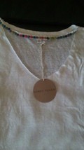 Honey Punch White soft fresh sleeveless beads necklace &quot;V&quot; neck top M - £6.29 GBP
