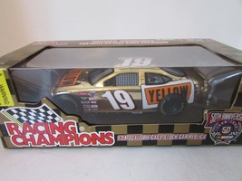 DIECAST RACING CHAMPIONS #19 YELLOW STOCK CAR GOLD 50TH ANNIV 1/24 MIB  S1 - $123.73 MXN