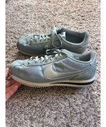 Nike Women&#39;s Cortez Light Pumice Silver Casual Athletic Sneakers SZ 9.5 - $736.23 MXN