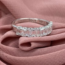 1.75Ct Smeraldo Taglio Laboratrio Grown Diamante Wedding Band Anello Impilabile - £1,463.99 GBP+