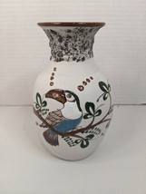 Hand Painted Mexico Tonala Mora Vase White Toucan Signed 6&quot;H Textured Neck - £20.92 GBP