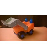 Fisher Price Little People 2002  Loader  Construction Things that Go - $3.53 CAD