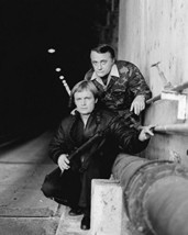 Robert Vaughn and David McCallum in The Man from U.N.C.L.E. rifles in tunnel 198 - $69.99