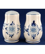Blue &amp; White Salt &amp; Pepper Shakers Delft Style Hand Painted Holland - £7.98 GBP