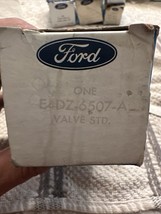 Ford OEM intake Valve NOS E4DZ-6507-A - £7.13 GBP