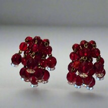 Red Dangle Bead Clip On Earrings - $182.44 MXN