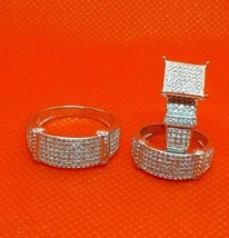 14K Oro Amarillo Chapado Él y Ella Imitación Diamante Alianza Trío Set Nupcial - £117.56 GBP