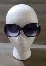 Retro Style Sunglasses Colorful Fun Chunky Plastic Black w/ Polka Dot Accent - £12.91 GBP