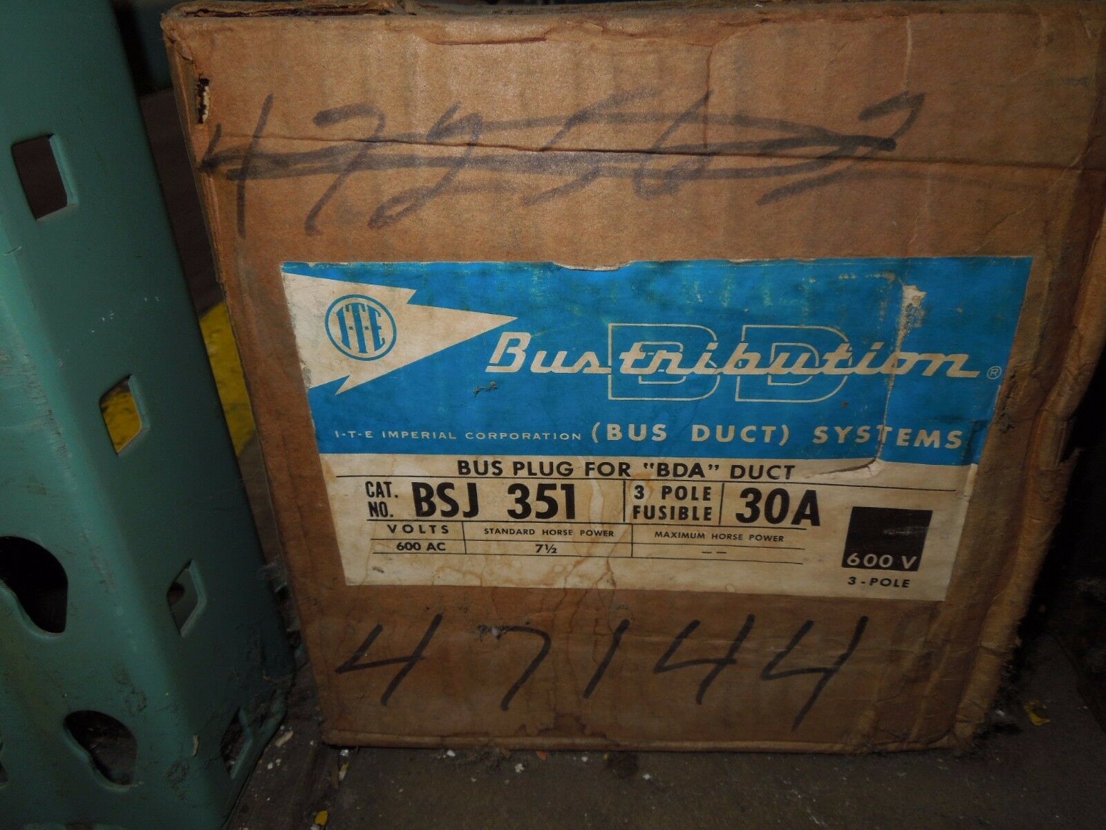 ITE BSJ351 30A 3ph 3W 600V Fusible Bus Plug for BDA Duct Surplus Cover O... - $700.00