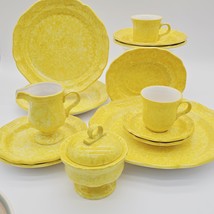 New Mikasa Corn Silk D9301  14-Pc Dinnerware Set /W Chop Plate 1975-1976 - $3,340.52 MXN