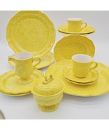 New Mikasa Corn Silk D9301  14-Pc Dinnerware Set /W Chop Plate 1975-1976 - $178.19