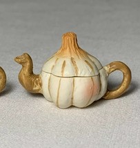2 Whimsical DOLLHOUSE TEAPOT Miniature Vegetable Garden Vegetable Pumpki... - $156.94 MXN