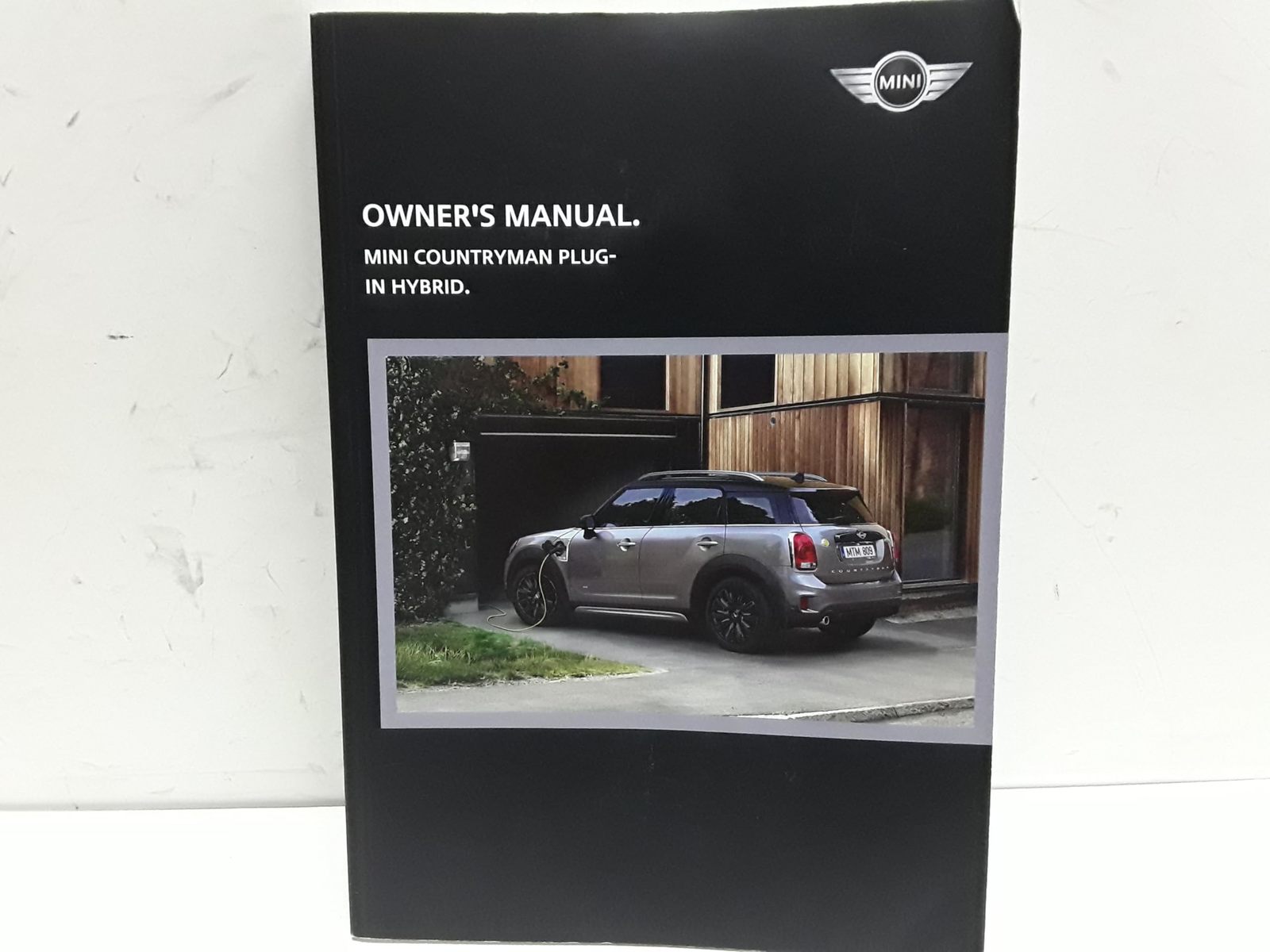 Original 2018 Mini Countryman Plug-In Hybrid Owners Manual [Paperback] A... - $122.49