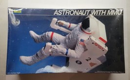 Vintage 1984 Revell Astronaut with MMU 10 1/4&quot; high Scale Model Kit 4731 - £93.41 GBP