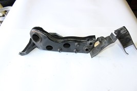 2009-2016 NISSAN 370Z REAR PASSENGER RIGHT SUBFRAME BRACKET W/ MUD GUARD J2331 image 4