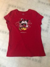 Disney Parks Authentic Mickey and Minnie Mouse Kissing T-Shirt X-Large red - £26.60 GBP