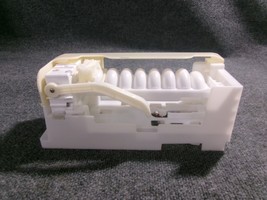 DA90-04793K Samsung Refrigerator Icemaker - $75.00