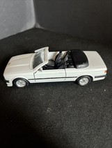 Vintage Maisto Toy  BMW 325i Convertible (1993) 1:37 Scale Diecast Car - $15.43