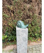 Curious Snail – Bronze Sculpture -Elegant touch for garden - 23x13x47cm ... - €328,50 EUR