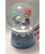 Kurt S Adler Peanuts Musical Water Snow Globe Snoopy &amp; Charlie Brown - $1,062.74 MXN