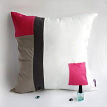 [Sweet Lady] Knitted Fabric Pillow Cushion - $23.99