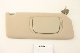 New OEM Right Side Sun Visor Lighted 2002-2006 Toyota Camry 74310-06261 Ivory - £39.11 GBP