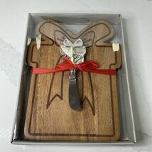 Kirkland's Wooden Serving Cheese Board with Knife Shirt With Bow New - $21.73