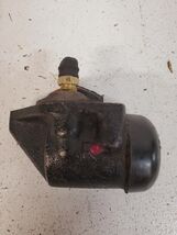 Wheel Cylinder Right Front 918 SH - $35.83