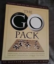 The Game of Go Pack - 1998 Game Matthew-Macfadyen and Charlton Books  -C... - $334.31 MXN