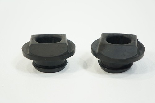 2009-2015 jaguar xf xfr 5.0l v8 radiator holder rubber mount bushing insulator Item image 3