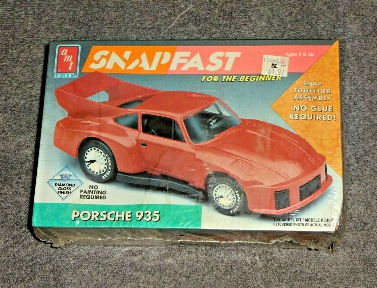 ERTL AMT 1/32 SNAPFAST Plastic Model Kit #8725 Porsche 935 Red Molded In Color - $14.85