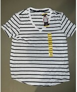 Gap Short Sleeve Tee Women’s M Midnight Stripe - $20.11 CAD